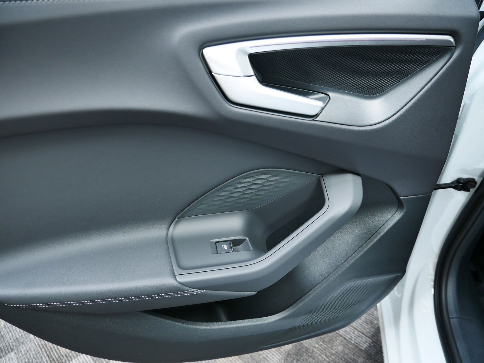 Thumbnail: 2025 Audi A5 - 13