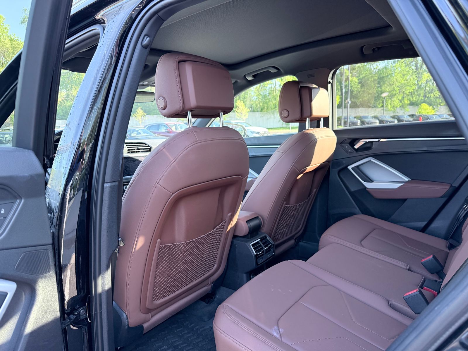 Thumbnail: 2020 Audi Q3 - 10