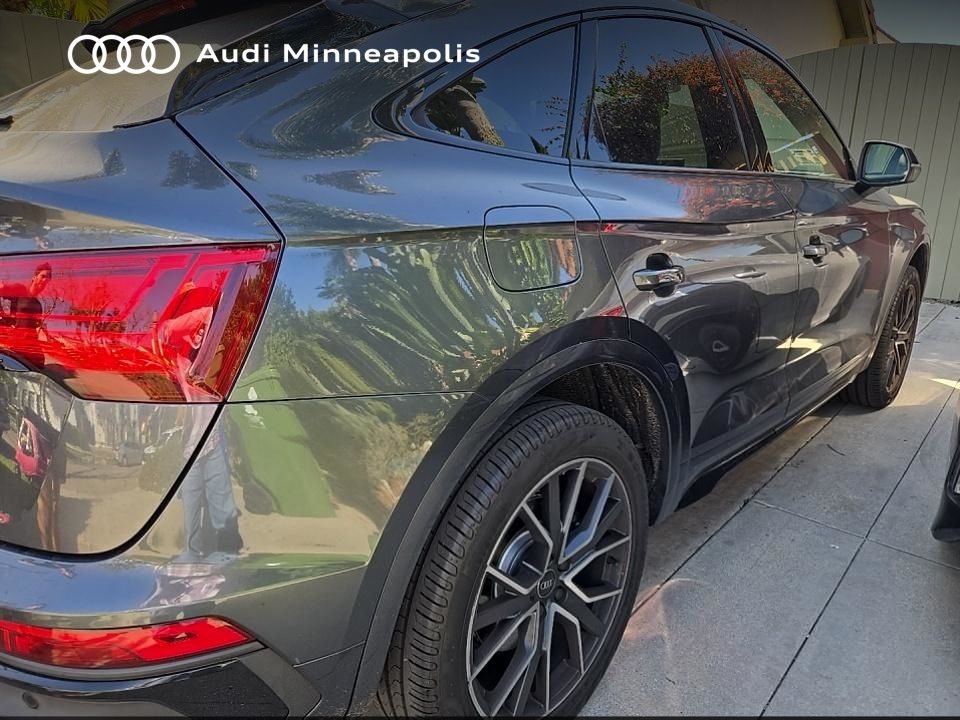 Thumbnail: 2023 Audi SQ5 - 5