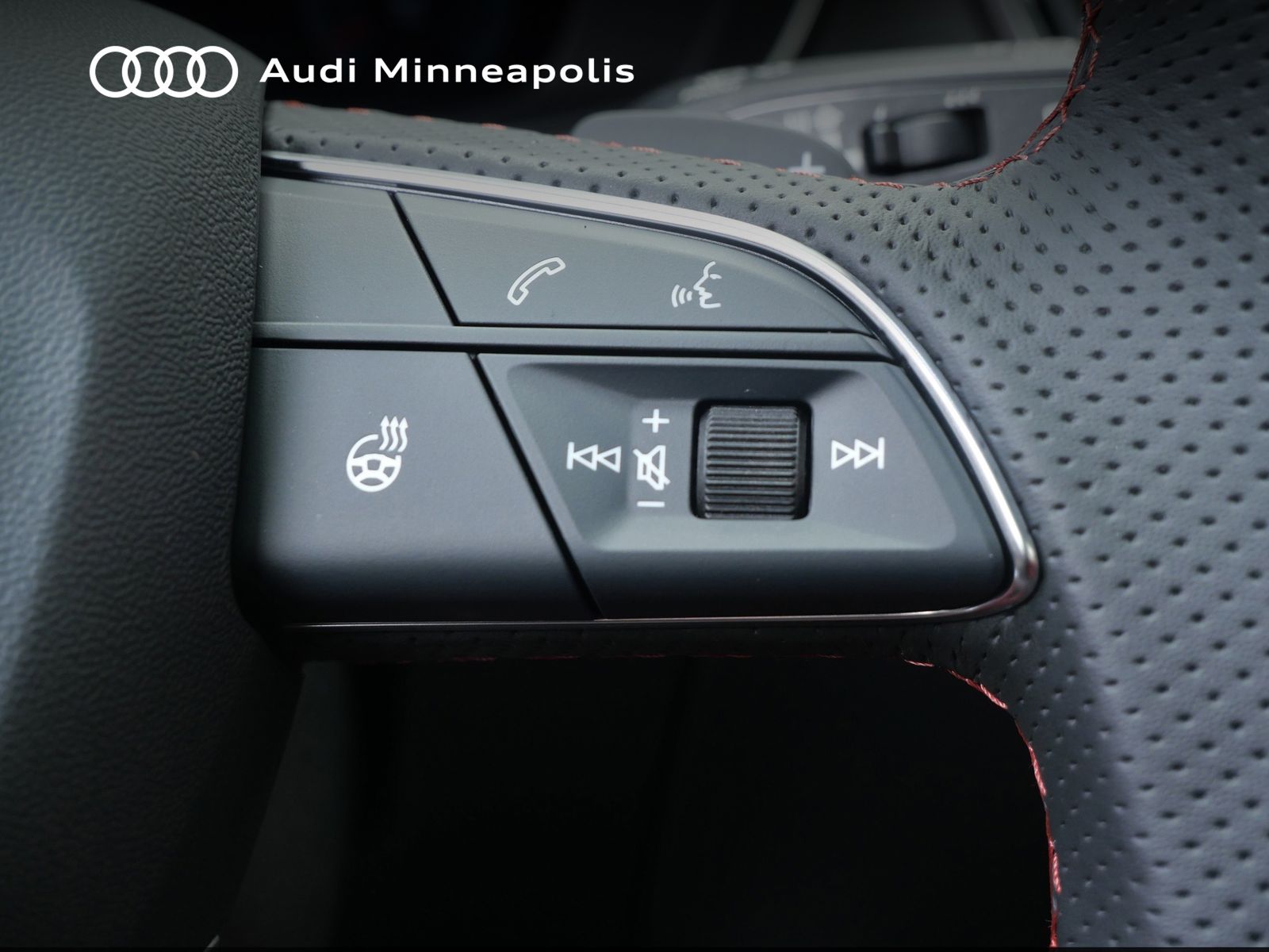 Thumbnail: 2023 Audi SQ5 - 27