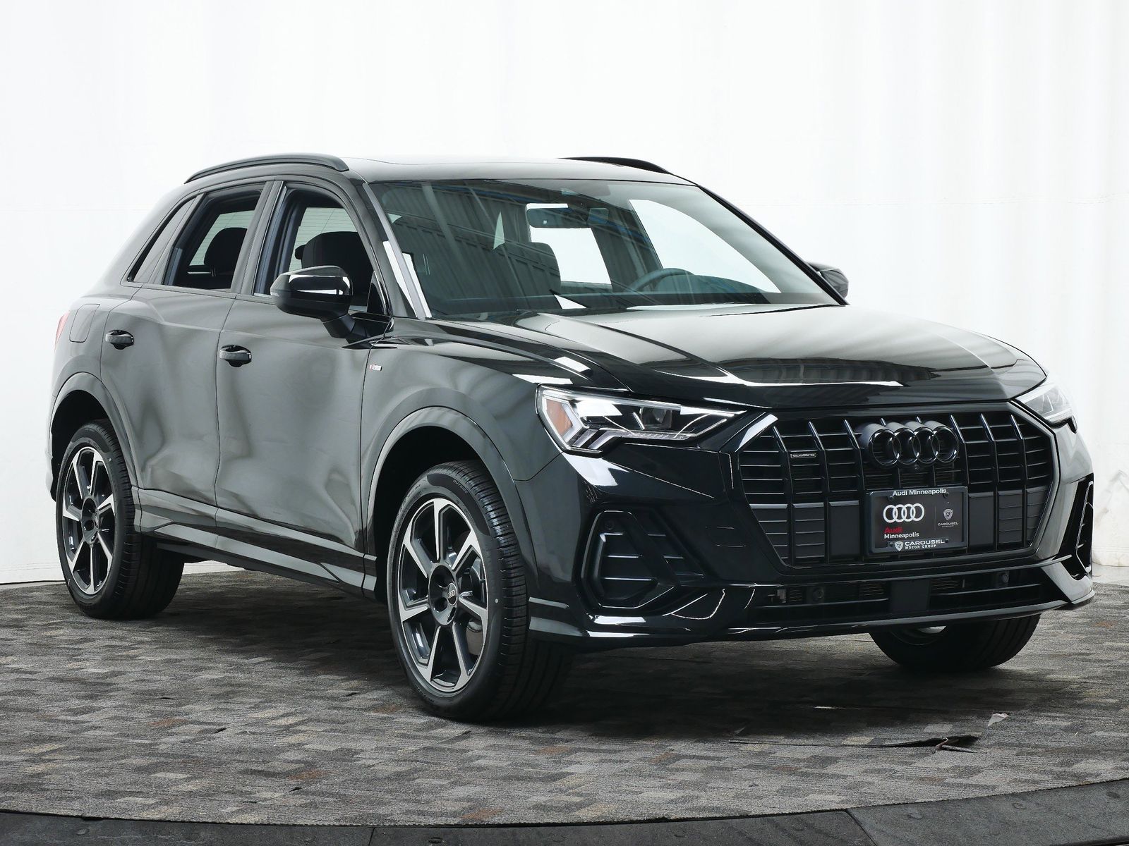 Thumbnail: 2025 Audi Q3 - 8