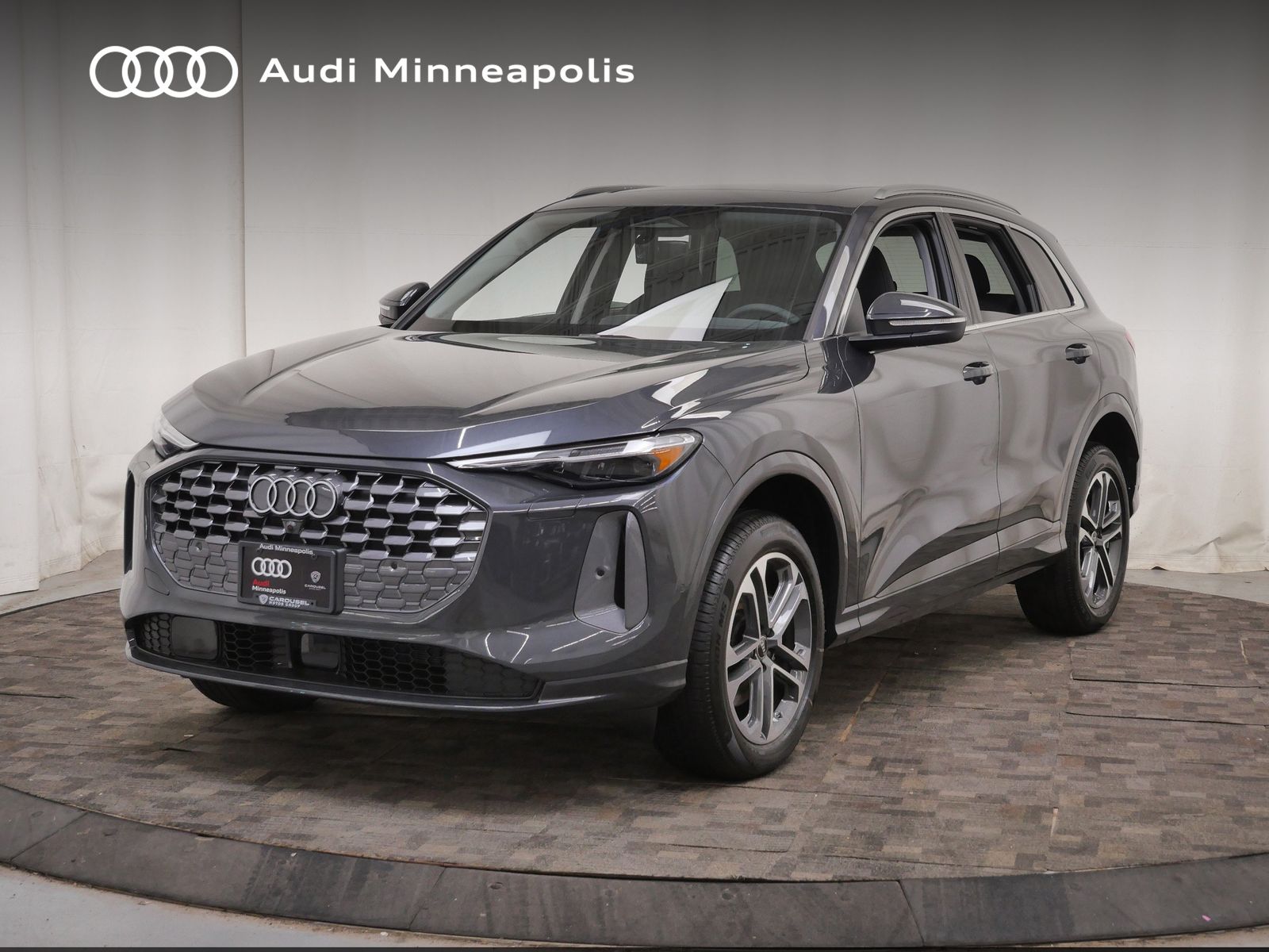 Thumbnail: 2026 Audi Q5 - 1