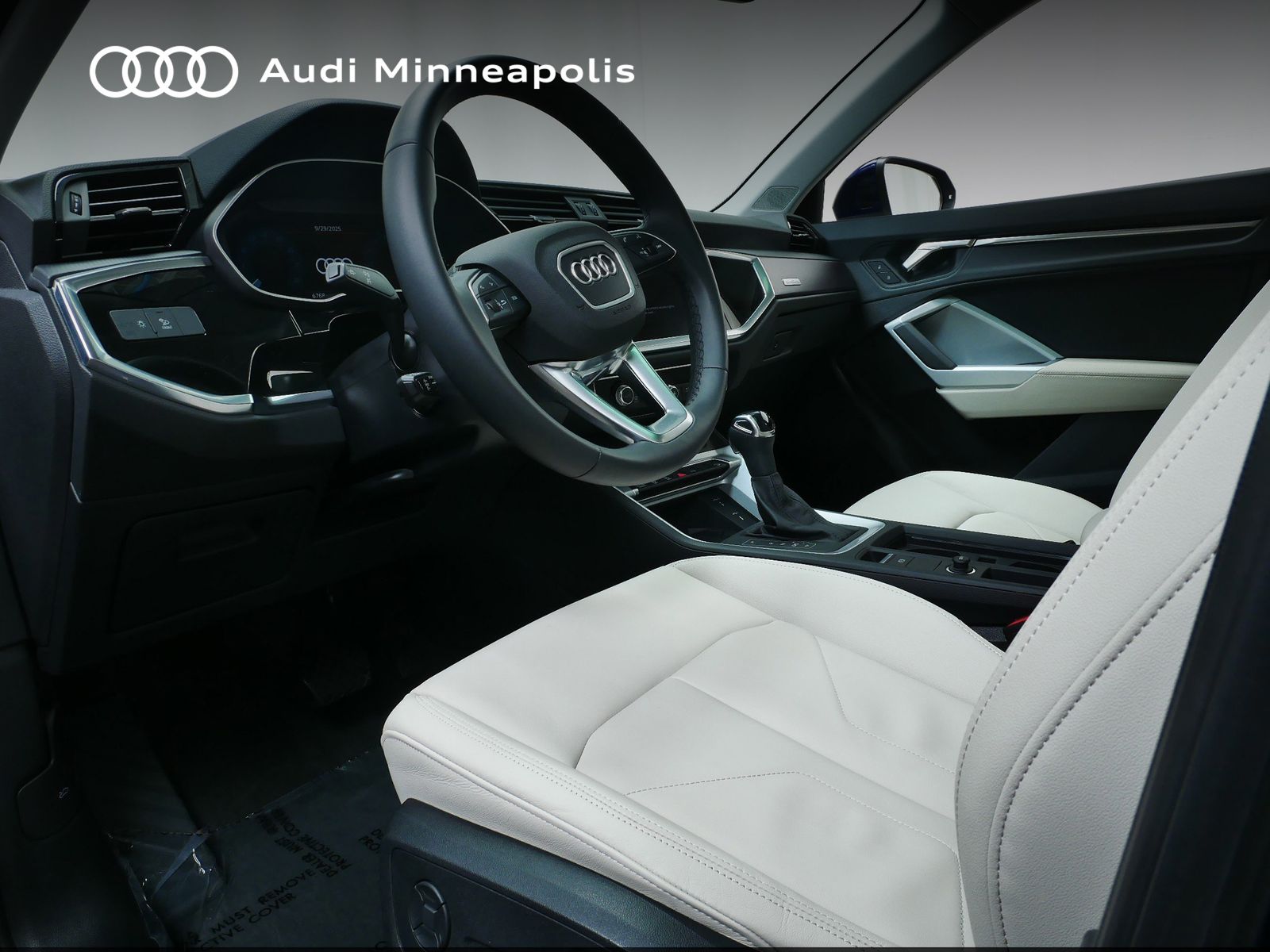 Thumbnail: 2025 Audi Q3 - 2