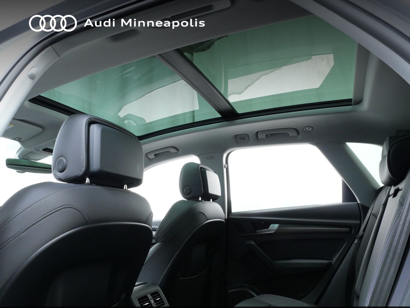 Thumbnail: 2025 Audi Q5 - 16