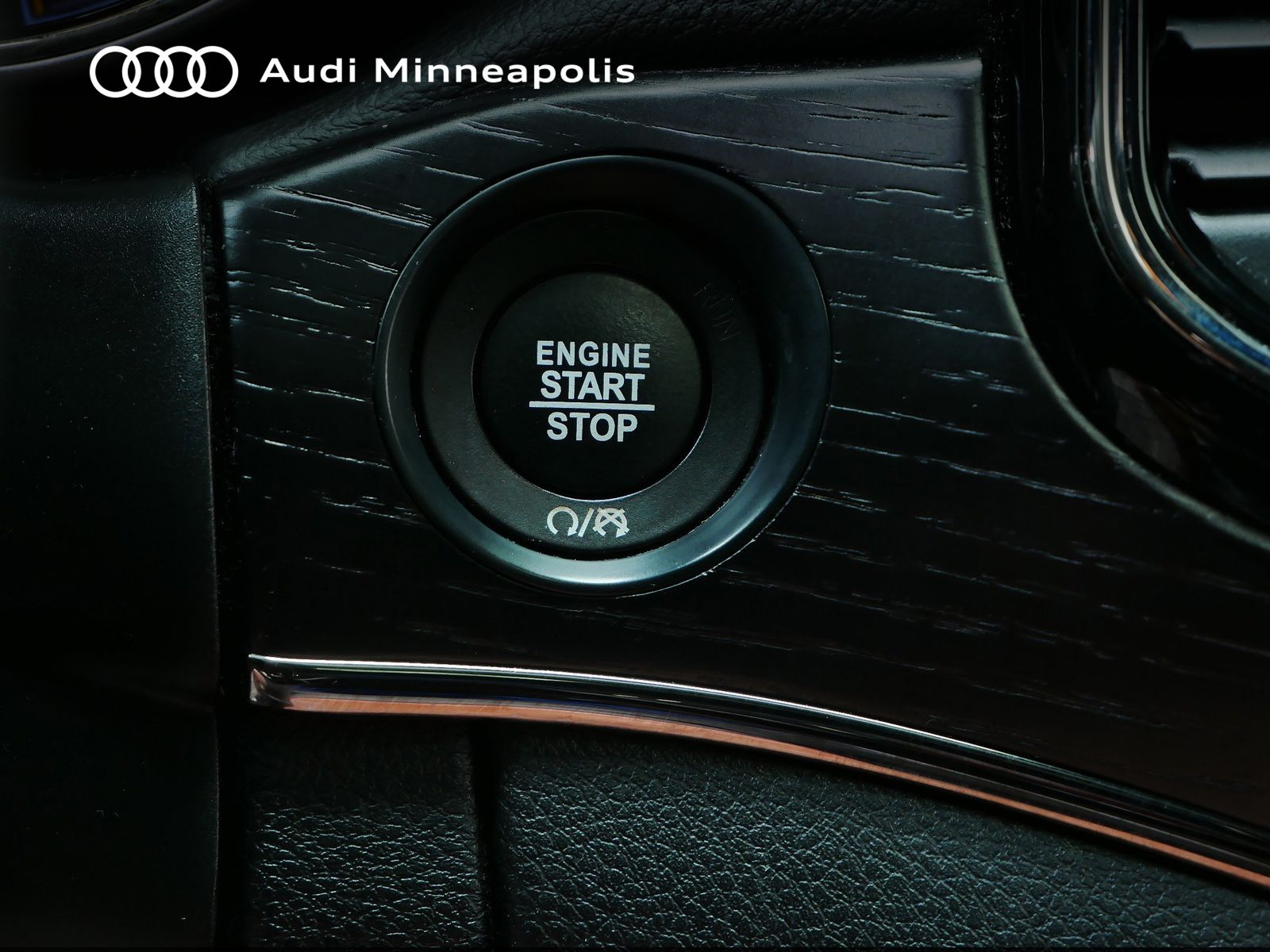 Thumbnail: 2020 Jeep Grand Cherokee - 25
