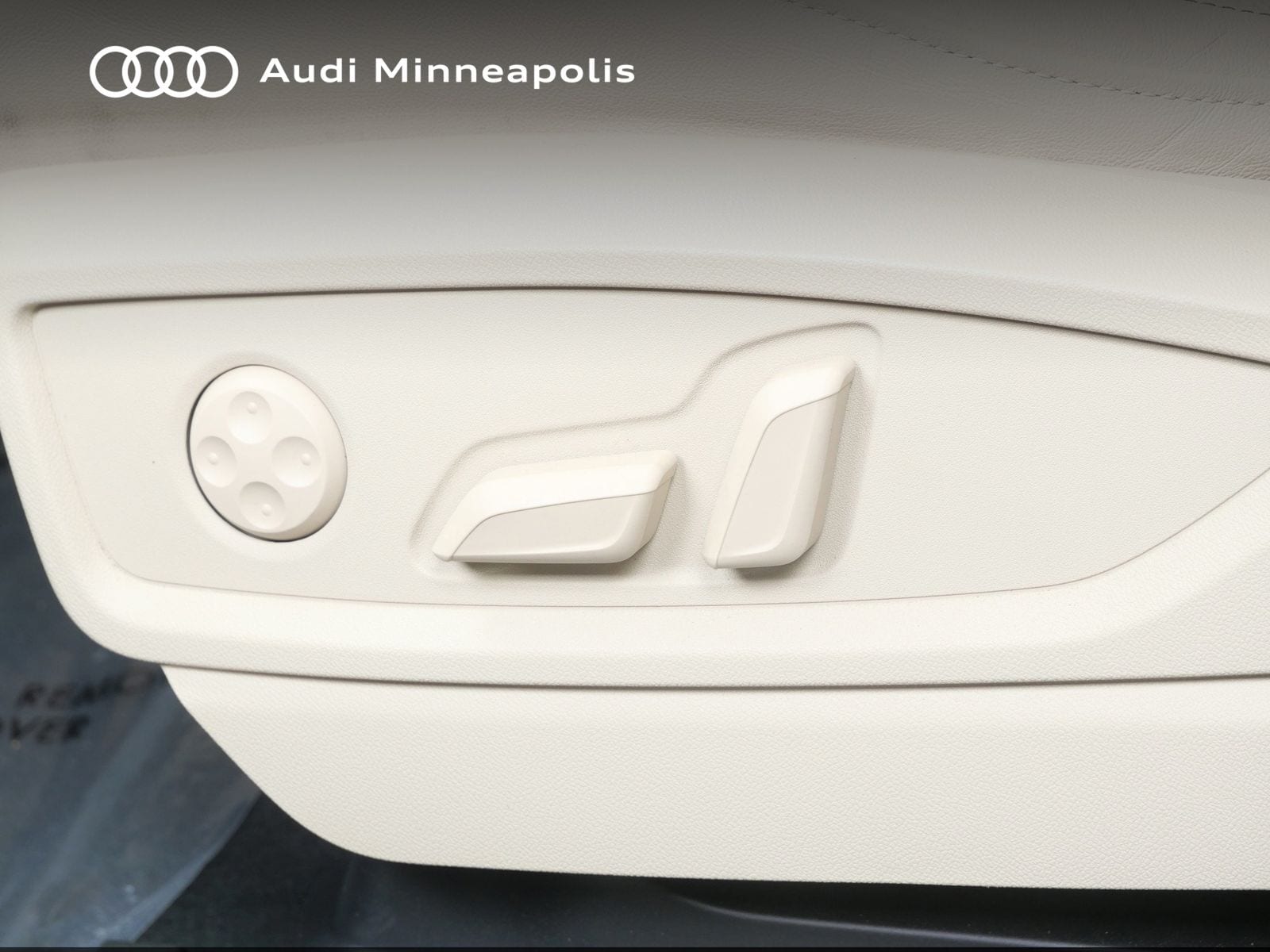 Thumbnail: 2023 Audi Q5 - 13