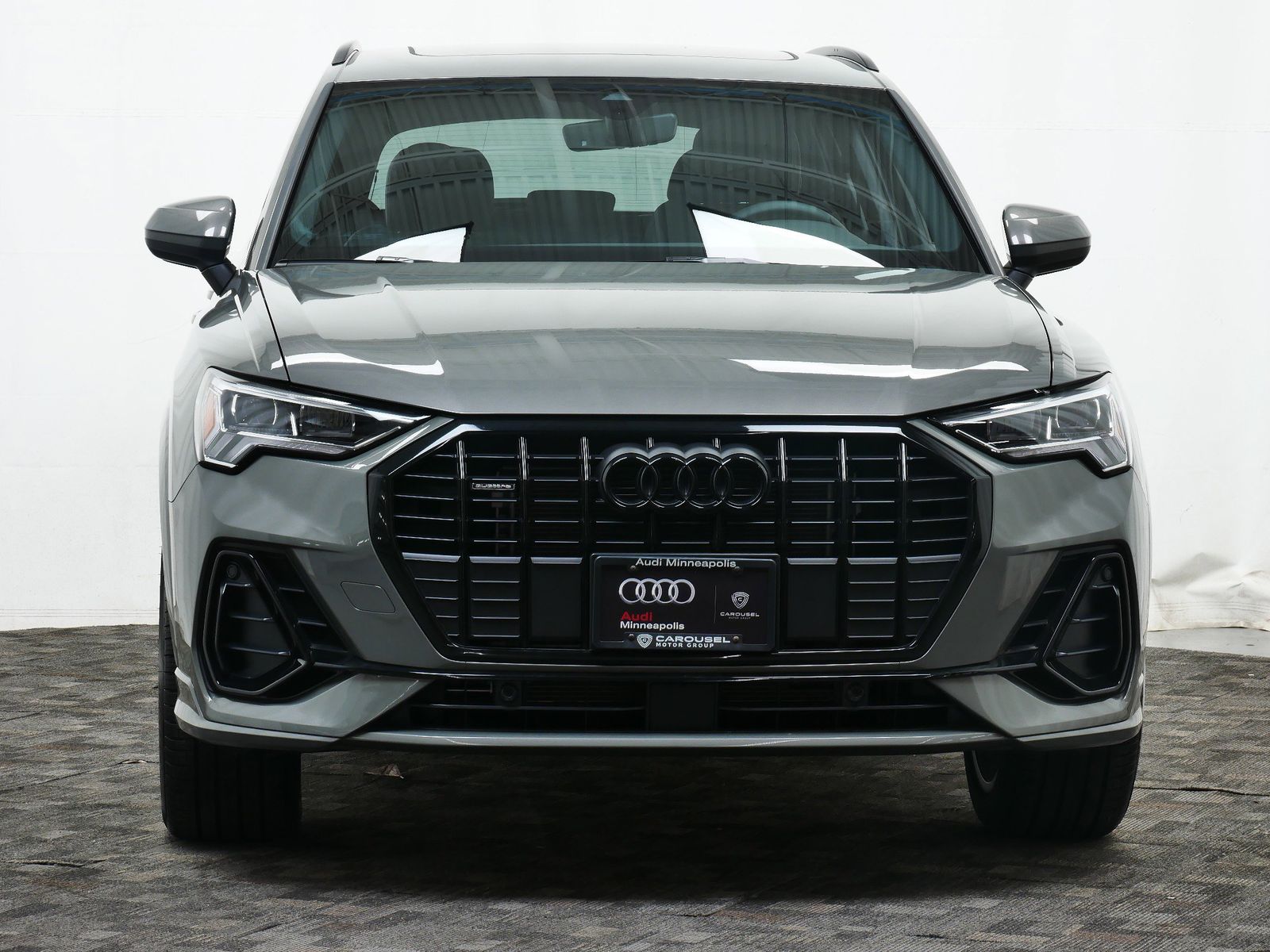 Thumbnail: 2025 Audi Q3 - 9