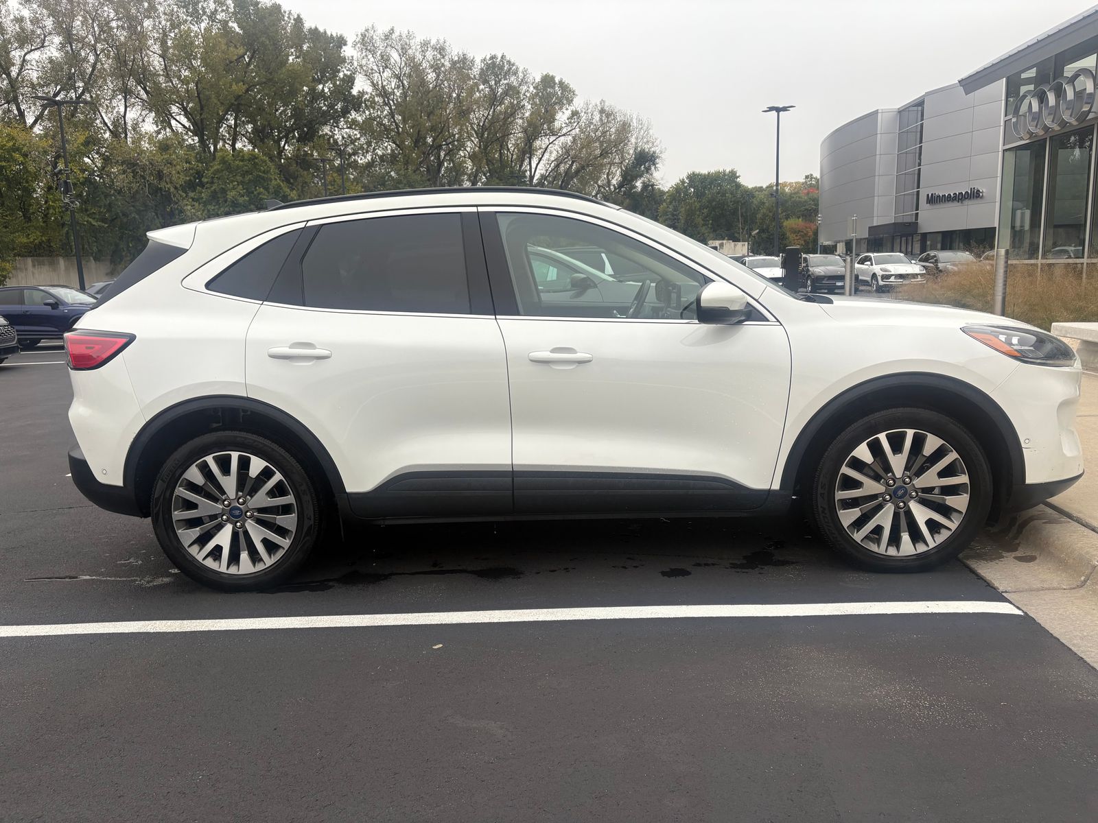 Thumbnail: 2020 Ford Escape - 5