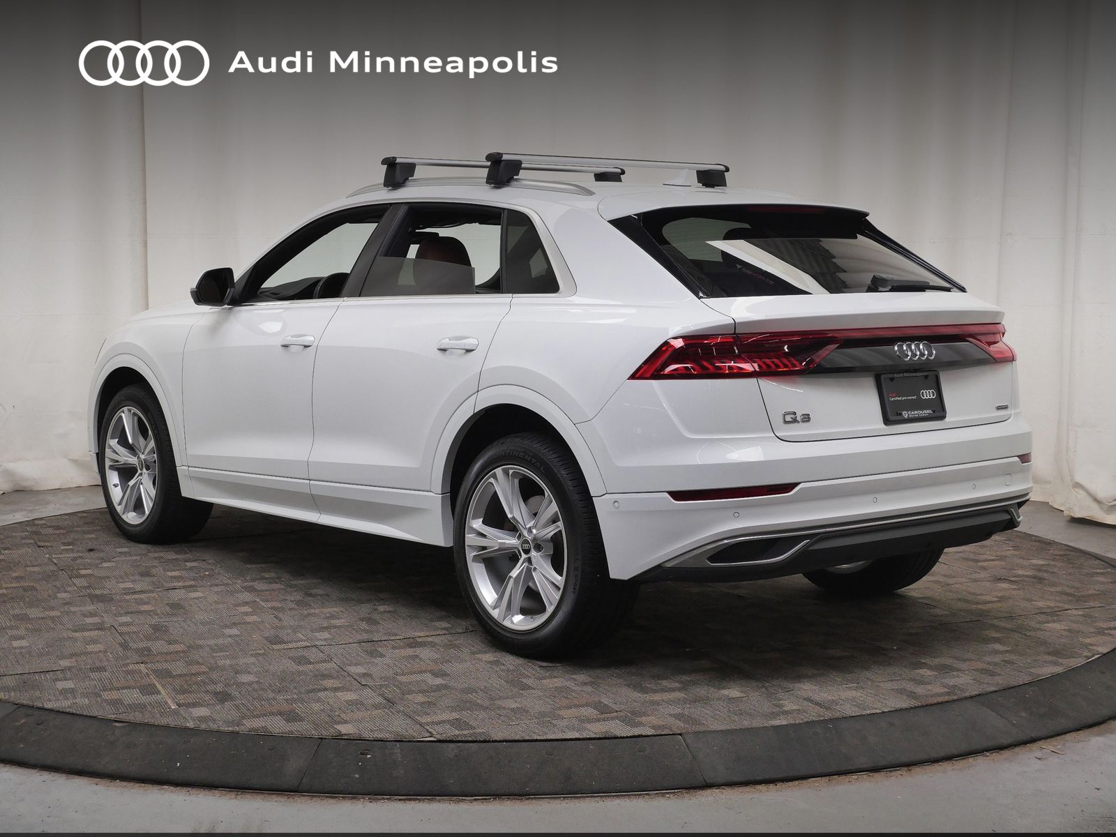 Thumbnail: 2023 Audi Q8 - 4