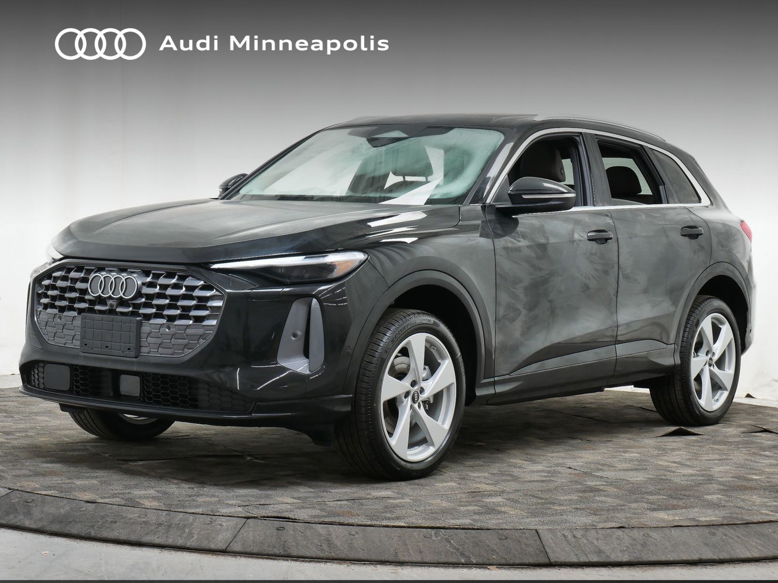 Thumbnail: 2025 Audi Q5 - 1