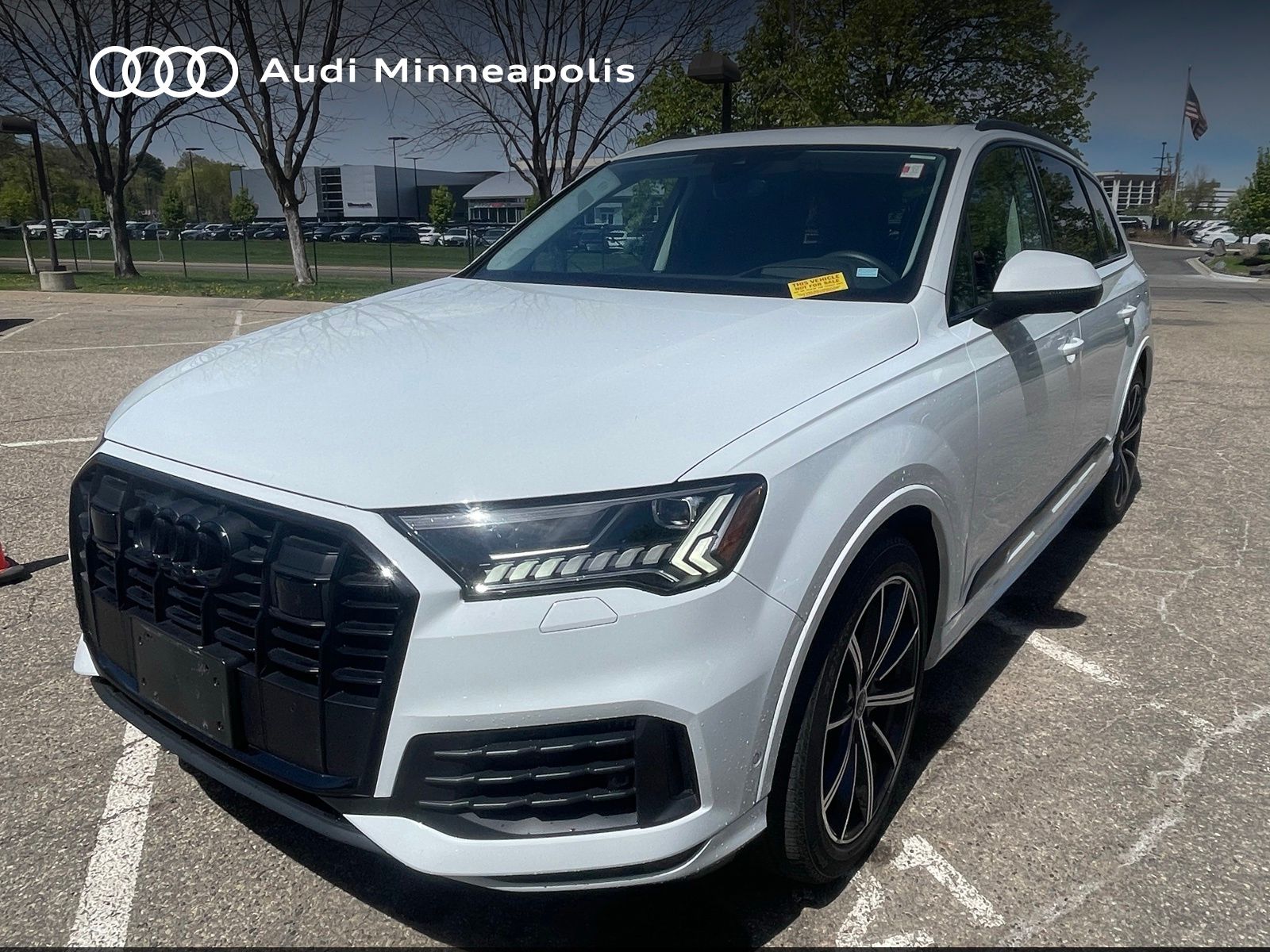 Thumbnail: 2023 Audi Q7 - 19