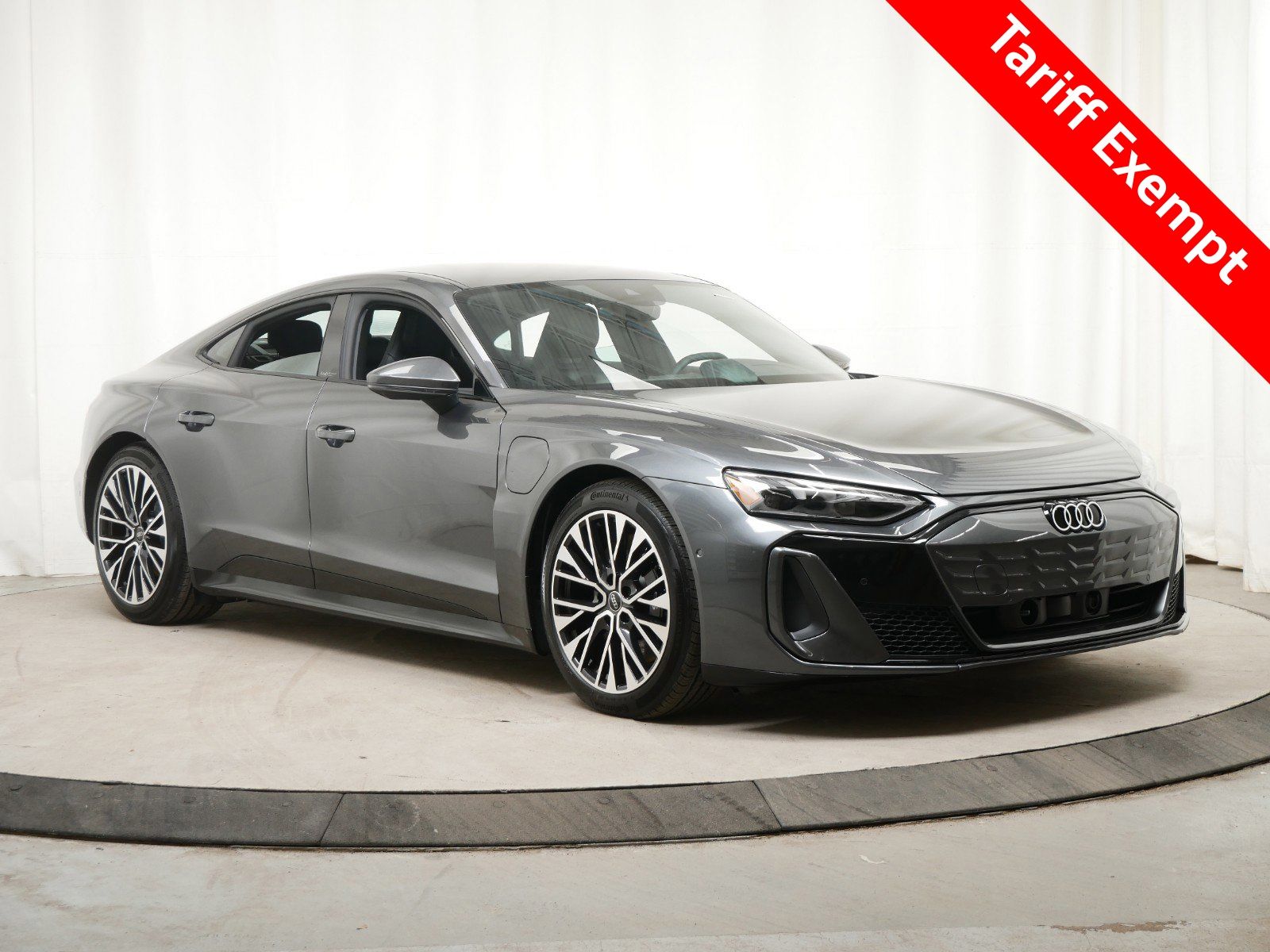 Thumbnail: 2025 Audi e-tron GT - 8