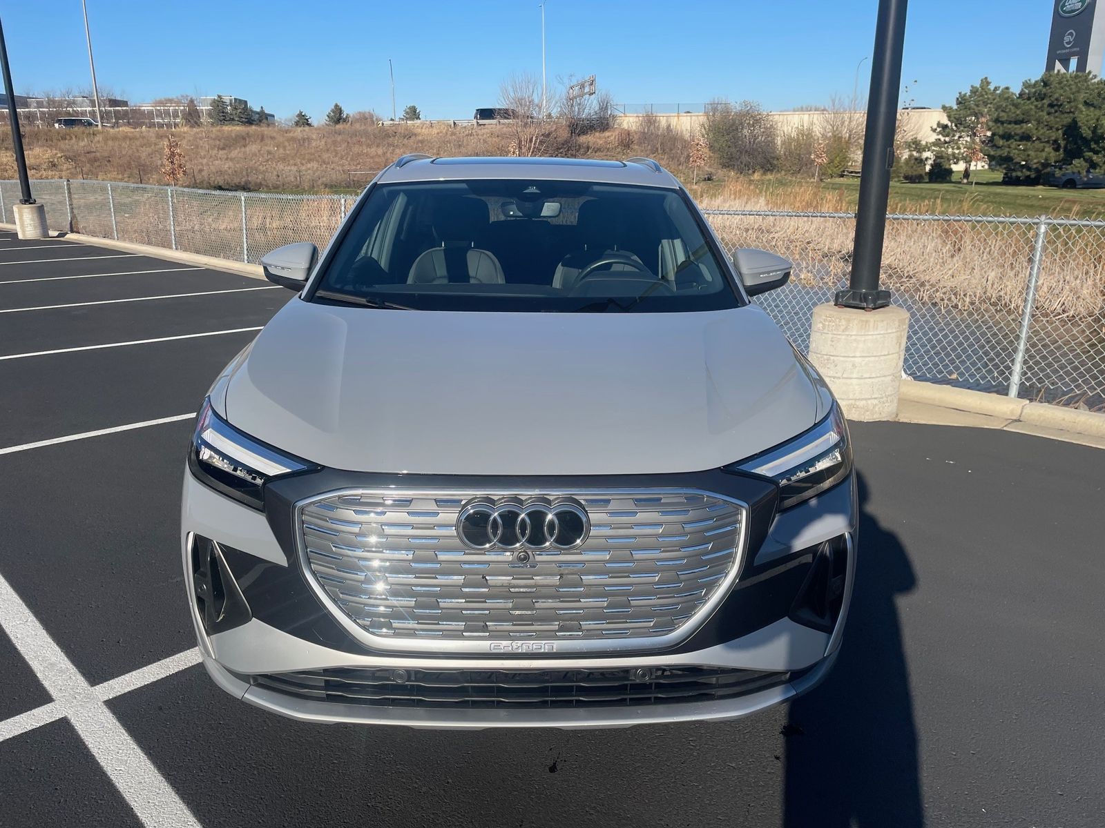 Thumbnail: 2024 Audi Q4 e-tron - 3