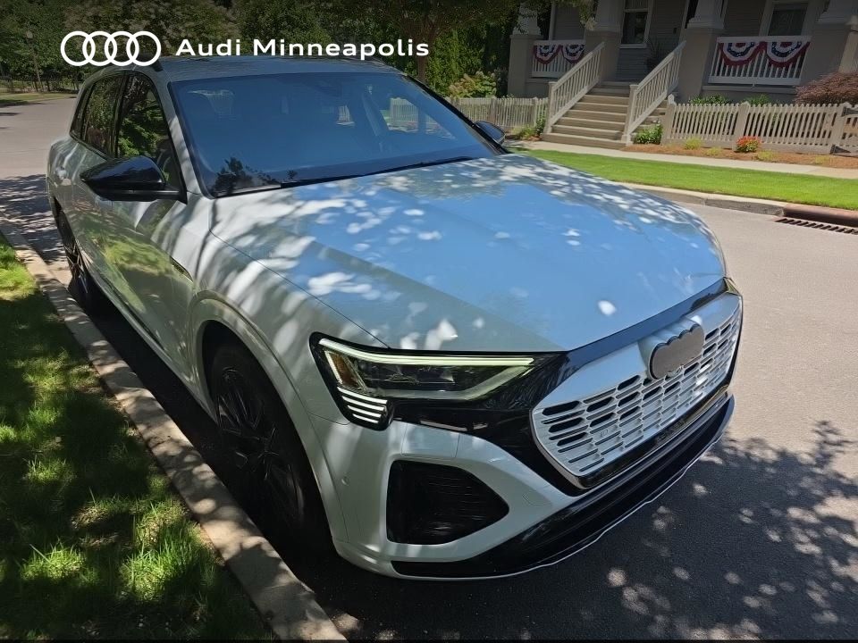 Thumbnail: 2024 Audi Q8 e-tron - 5