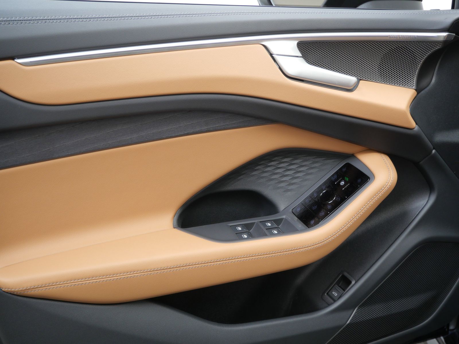 Thumbnail: 2026 Audi A6 - 10