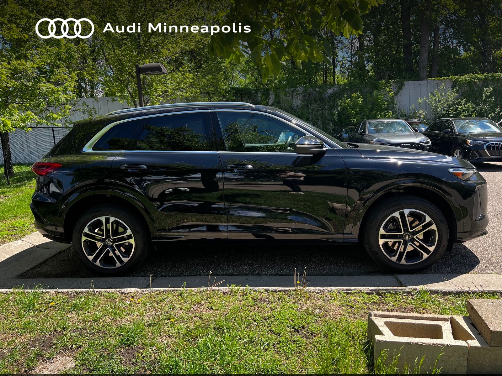 Thumbnail: 2025 Audi Q5 - 13