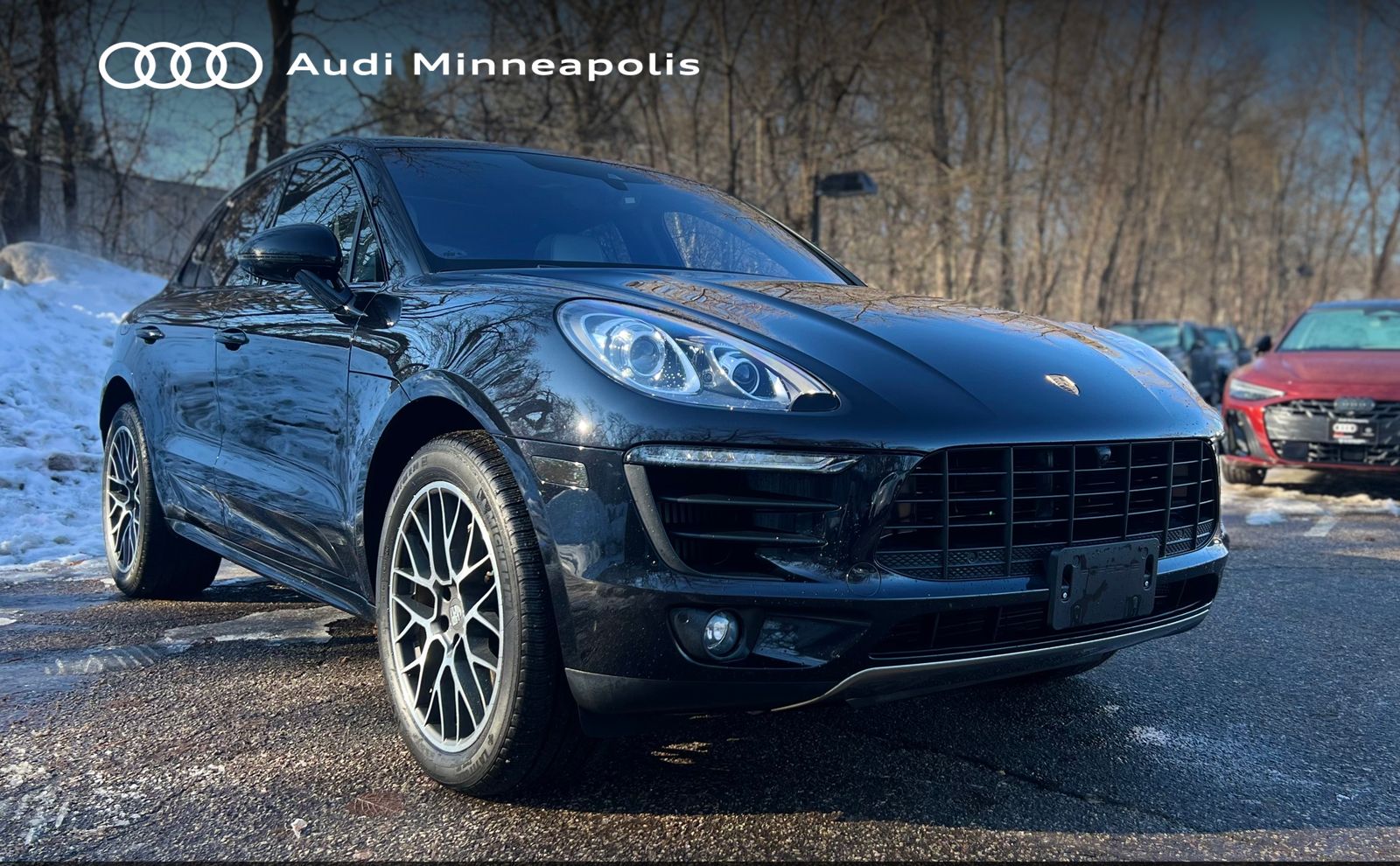 Thumbnail: 2016 Porsche Macan - 1