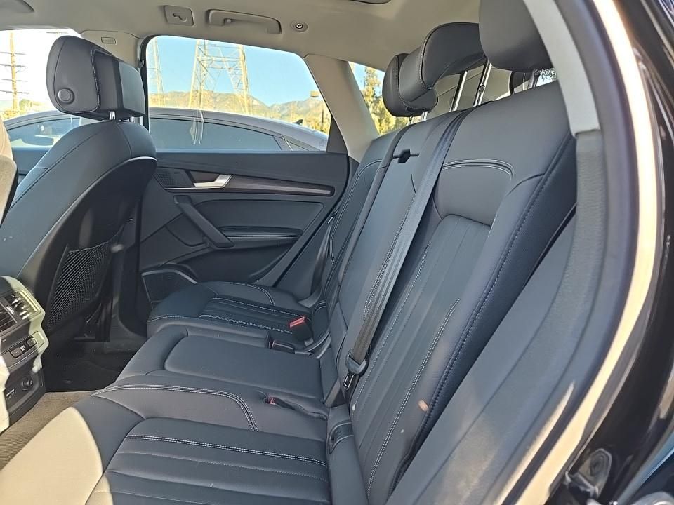 Thumbnail: 2023 Audi Q5 - 7