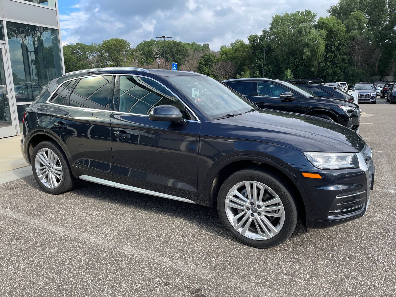 Thumbnail: 2019 Audi Q5 - 4