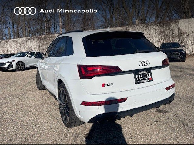 Thumbnail: 2023 Audi SQ5 - 5