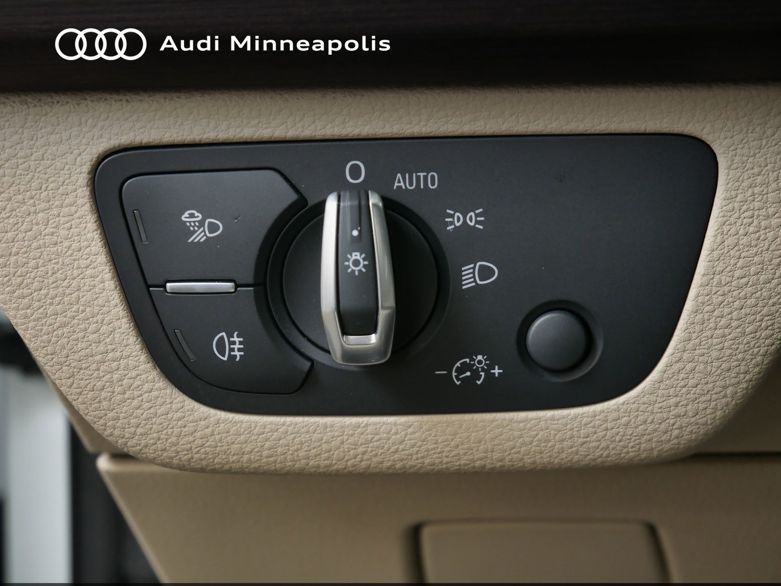 Thumbnail: 2023 Audi Q5 - 19