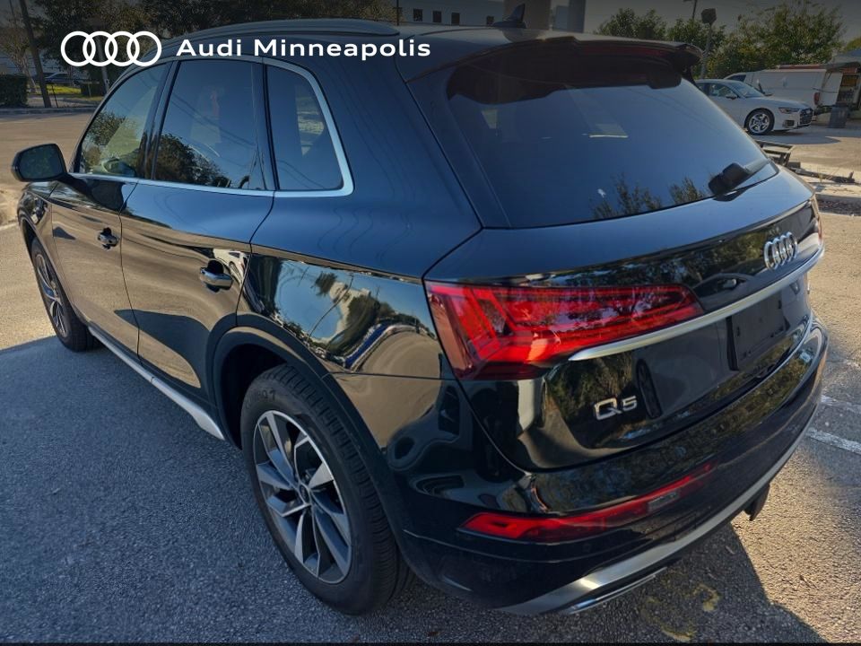 Thumbnail: 2023 Audi Q5 - 10