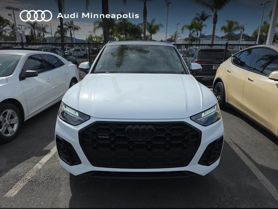 Thumbnail: 2023 Audi Q5 - 8