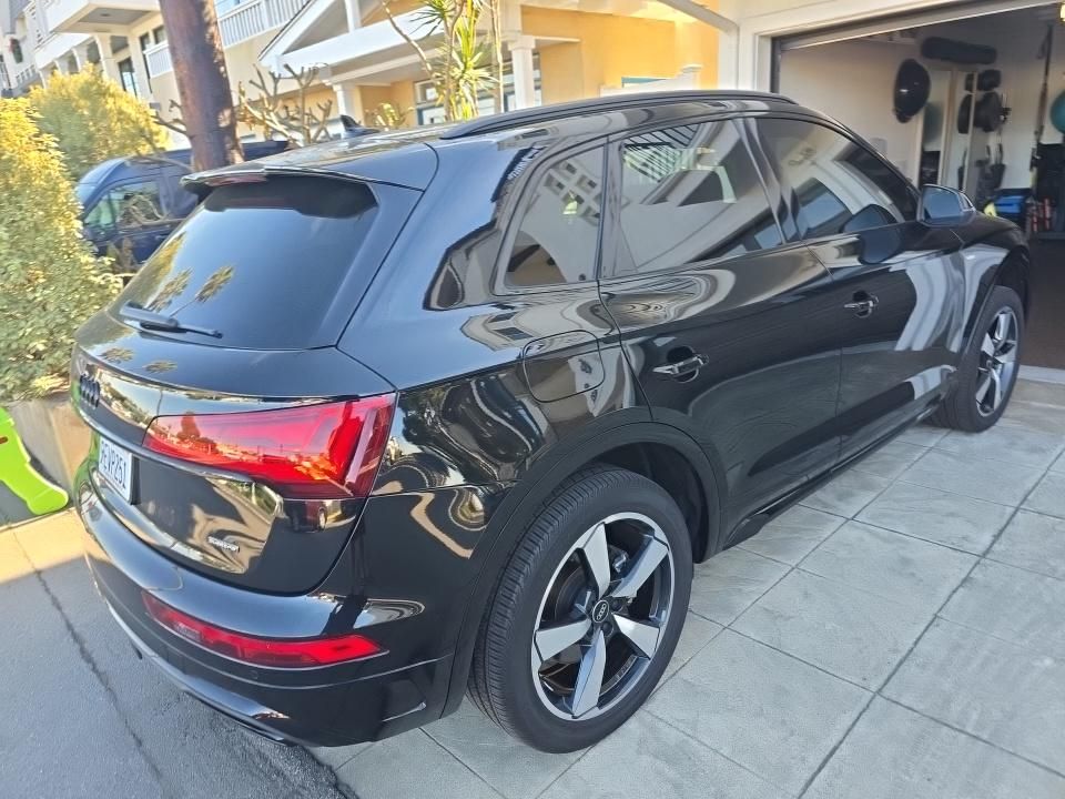 Thumbnail: 2023 Audi Q5 - 4