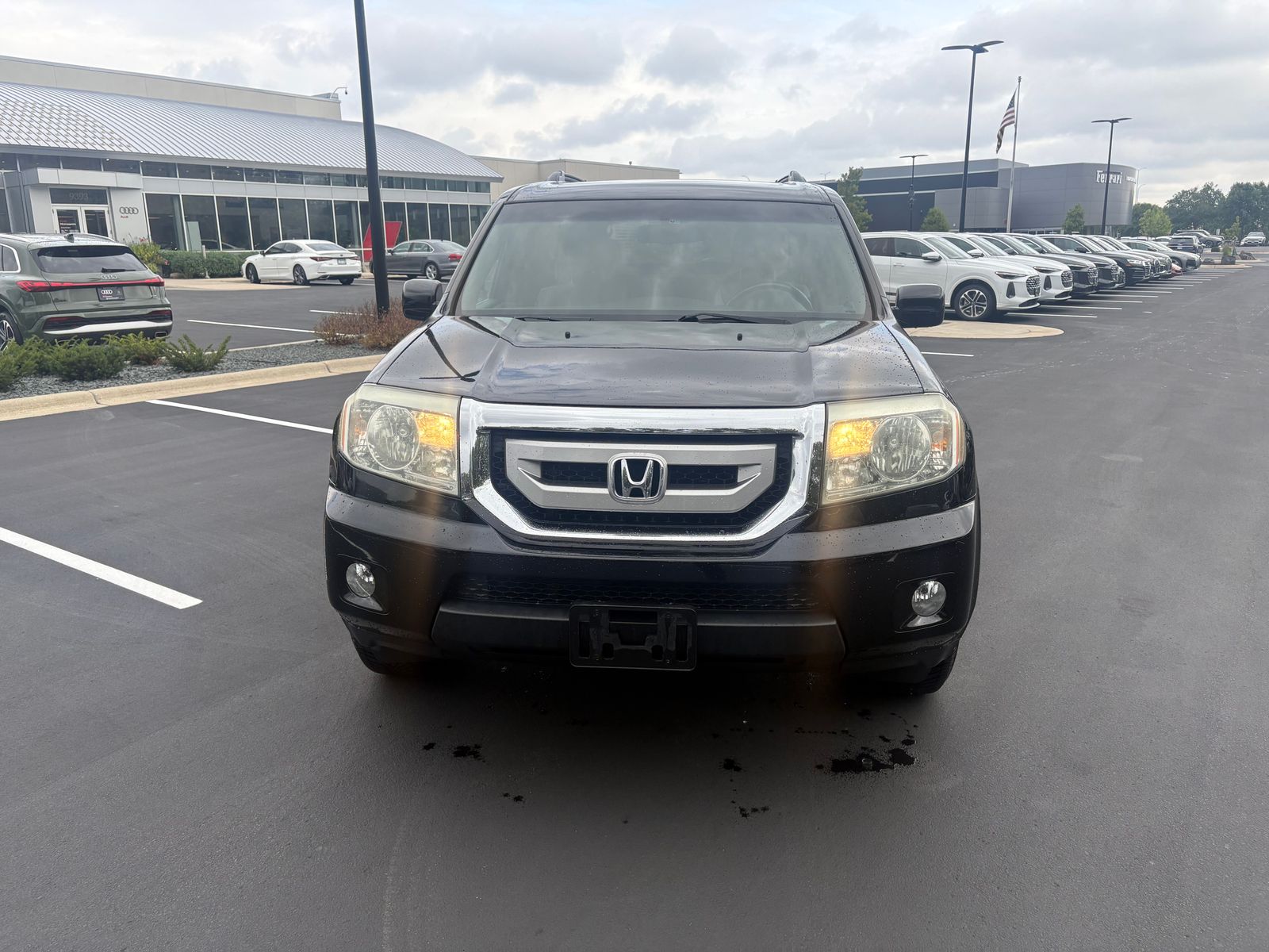 Thumbnail: 2011 Honda Pilot - 3