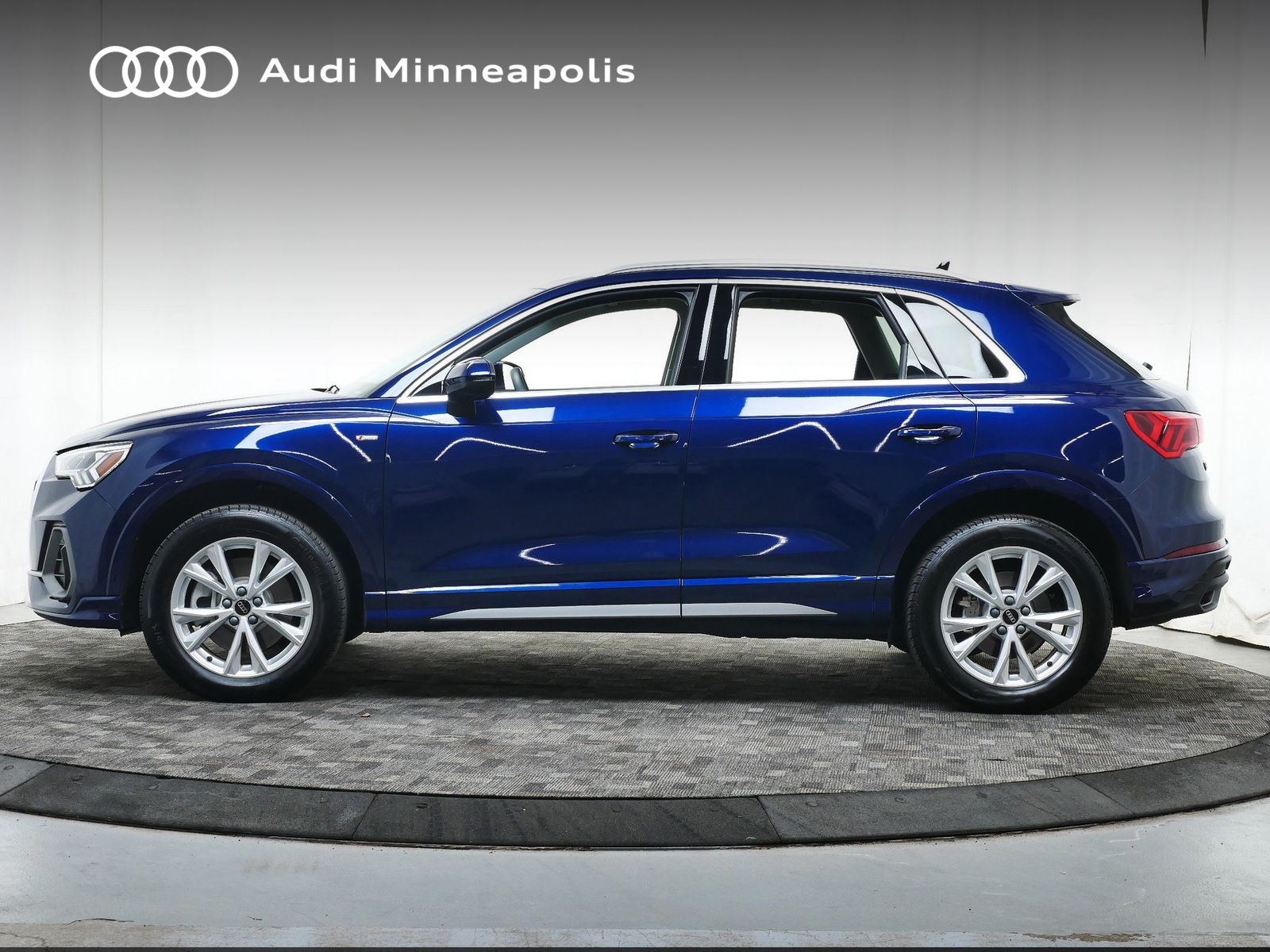 Thumbnail: 2025 Audi Q3 - 5