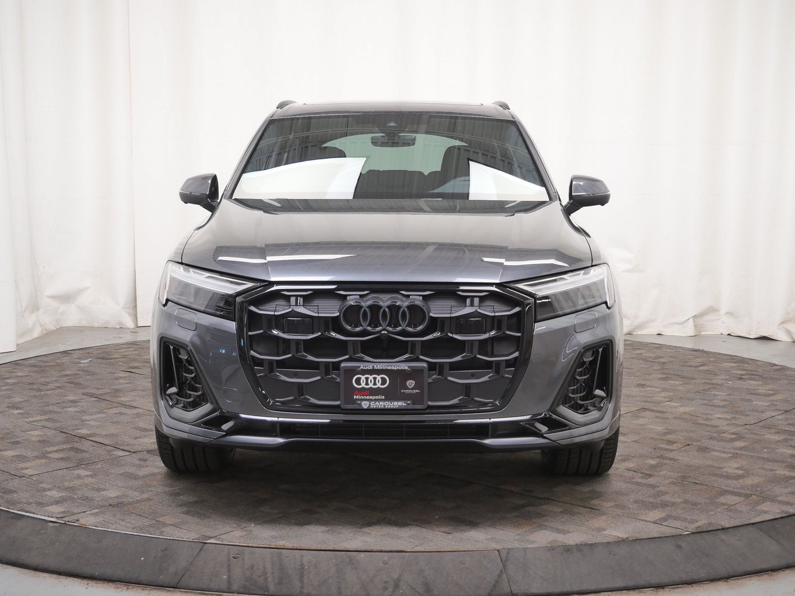 Thumbnail: 2026 Audi Q7 - 9