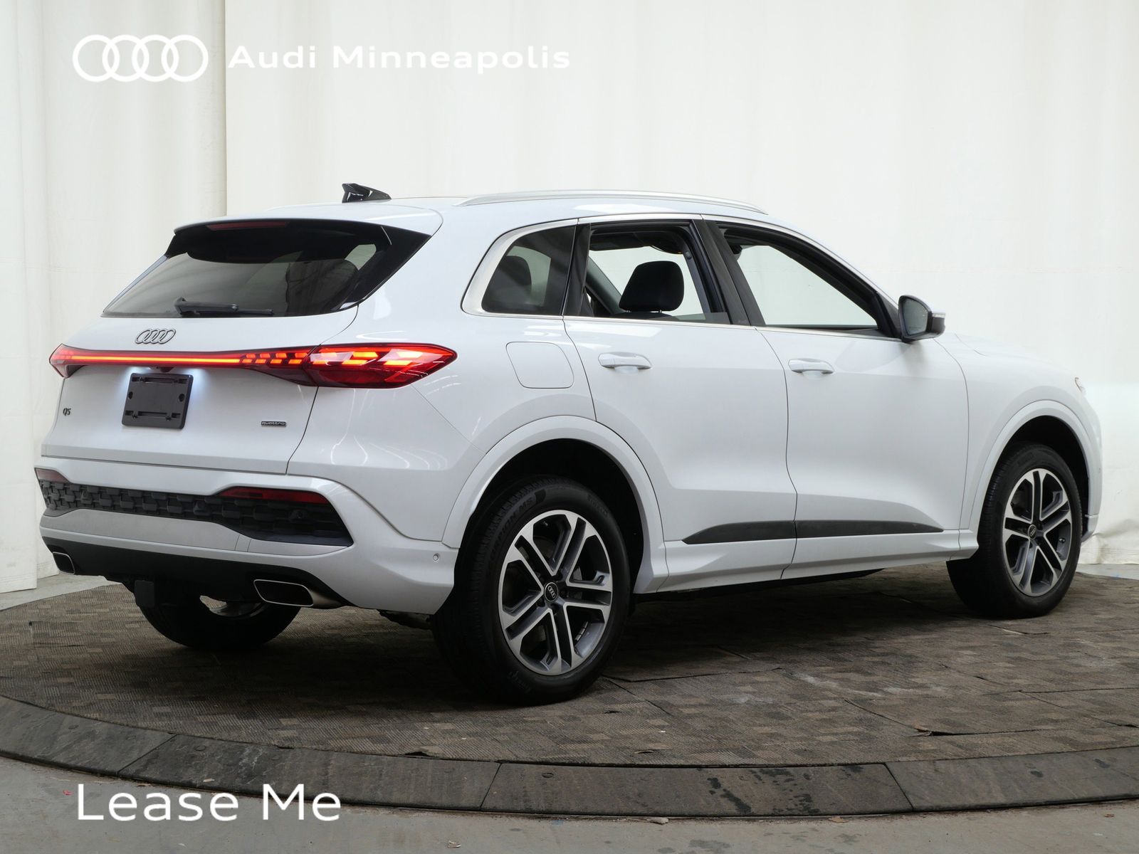 Thumbnail: 2025 Audi Q5 - 7