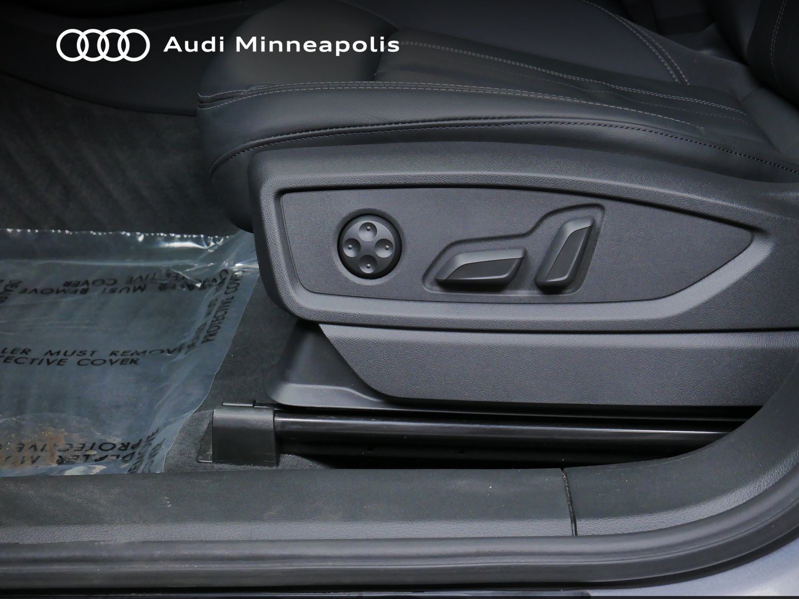 Thumbnail: 2023 Audi Q5 - 13