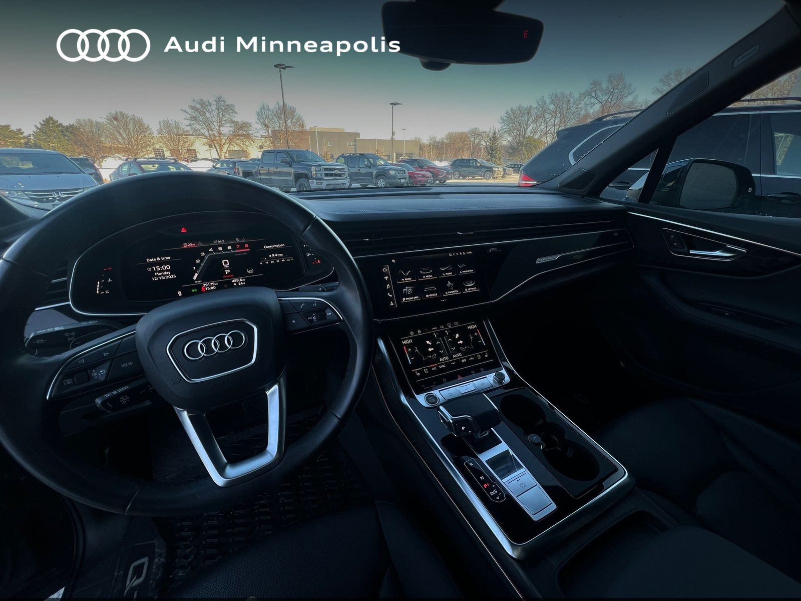 Thumbnail: 2023 Audi Q7 - 13