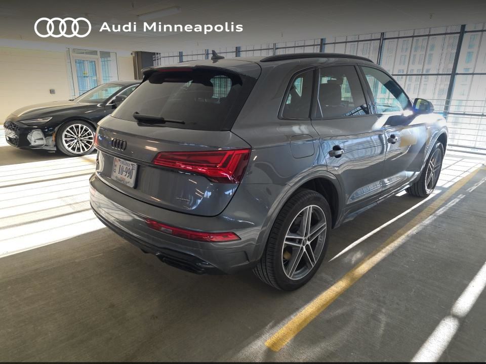 Thumbnail: 2025 Audi Q5 - 6