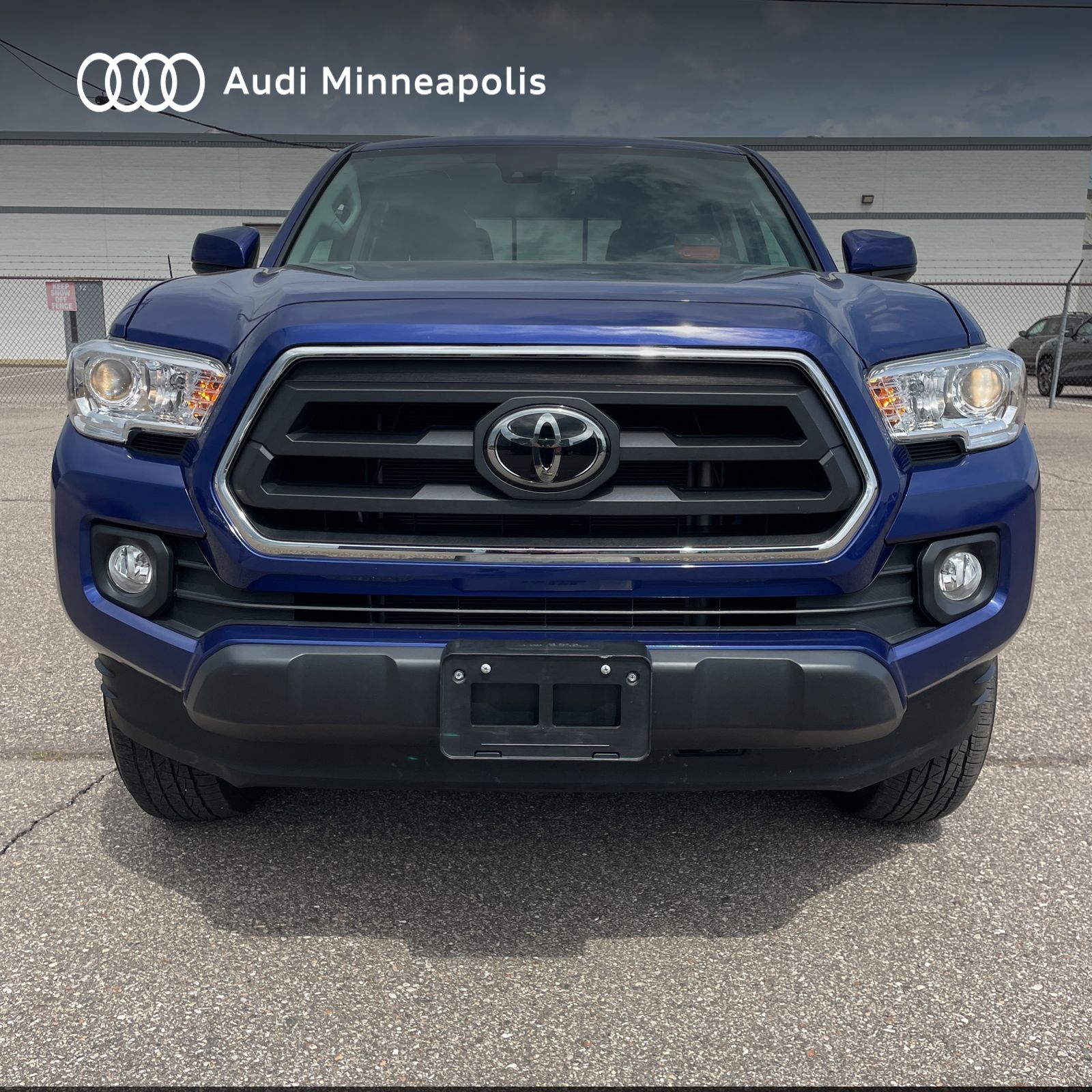 Thumbnail: 2022 Toyota Tacoma - 10