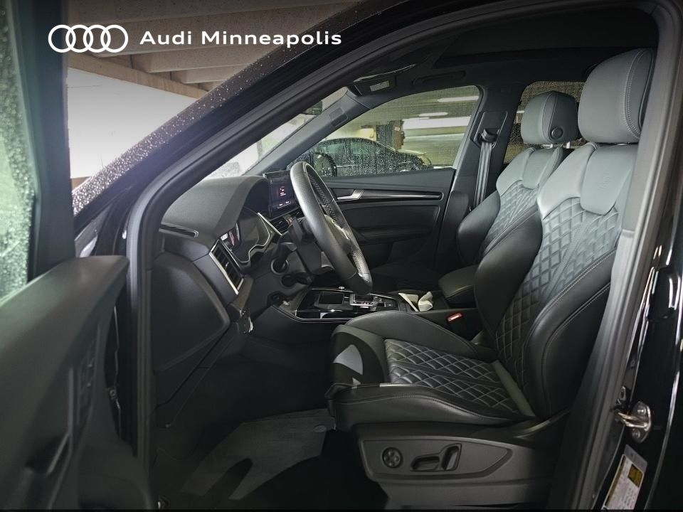 Thumbnail: 2023 Audi SQ5 - 2