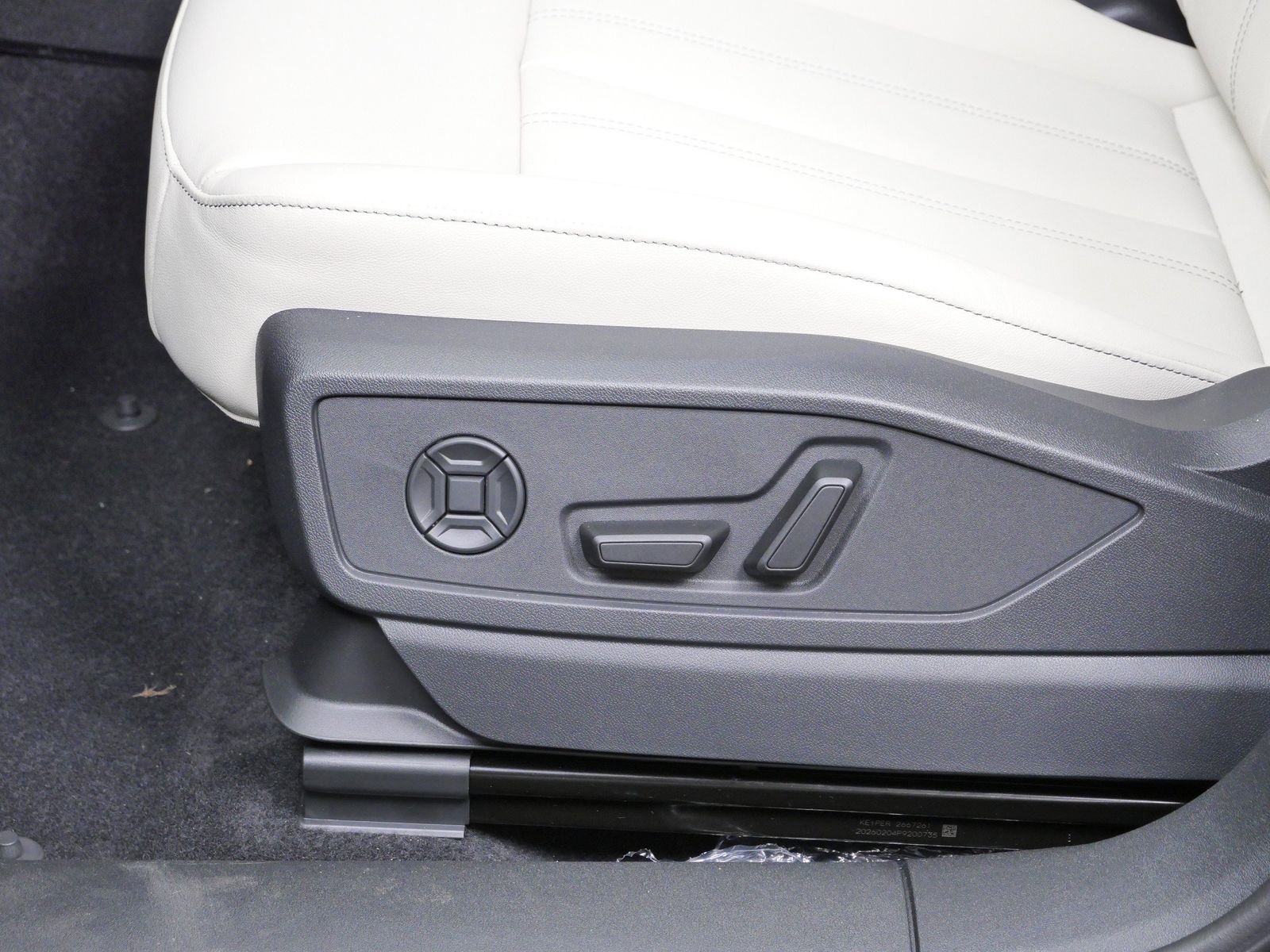 Thumbnail: 2026 Audi Q5 - 11