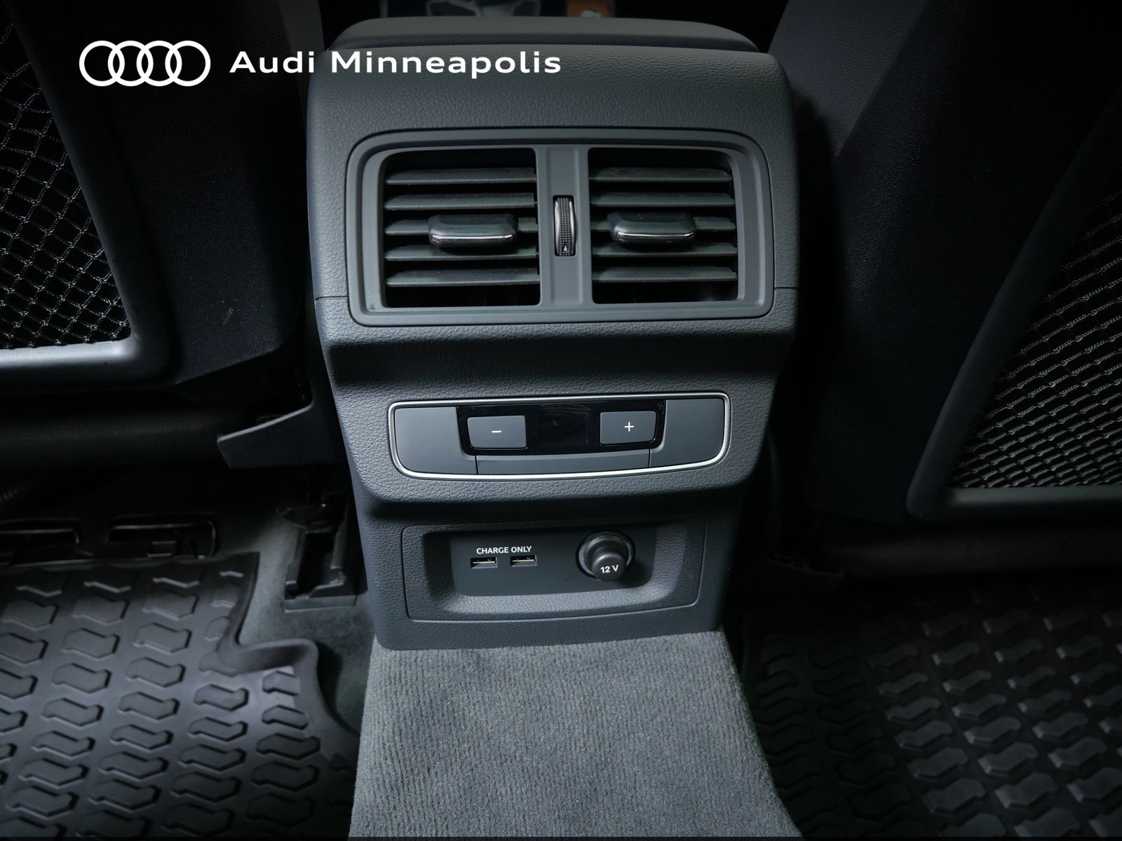 Thumbnail: 2023 Audi Q5 - 18