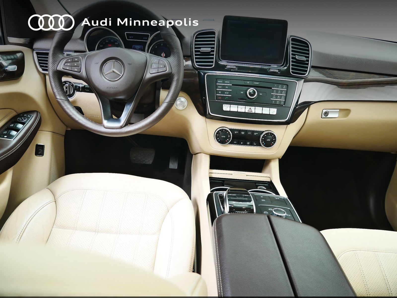 Thumbnail: 2016 Mercedes-Benz GLE - 17