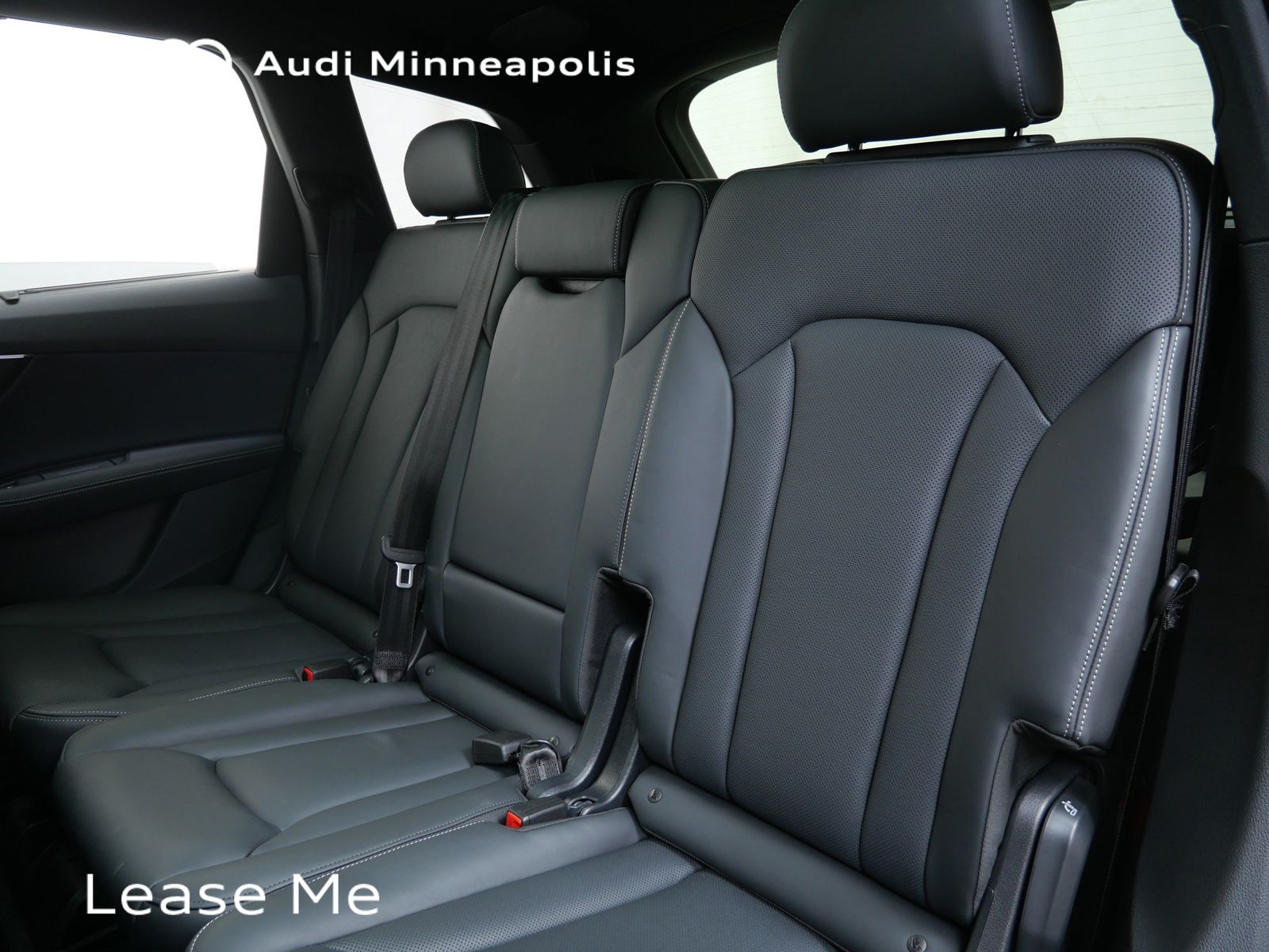 Thumbnail: 2025 Audi Q7 - 14