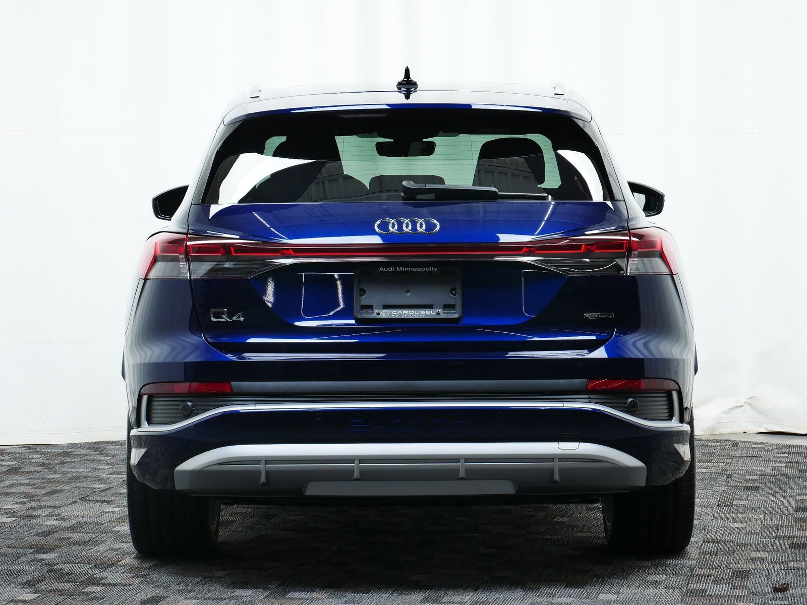 Thumbnail: 2025 Audi Q4 e-tron - 5