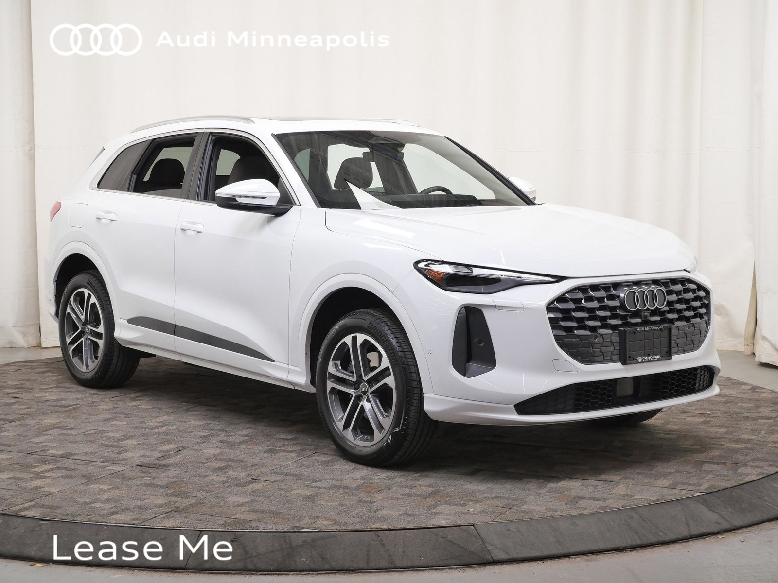 Thumbnail: 2025 Audi Q5 - 10