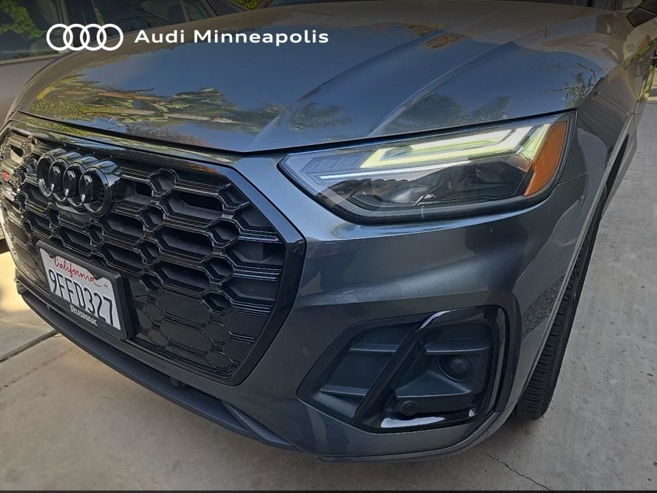 Thumbnail: 2023 Audi SQ5 - 14
