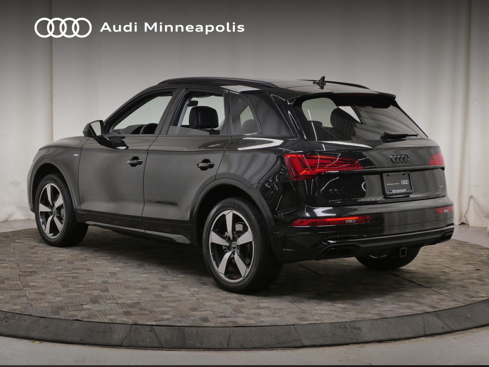 Thumbnail: 2023 Audi Q5 - 5