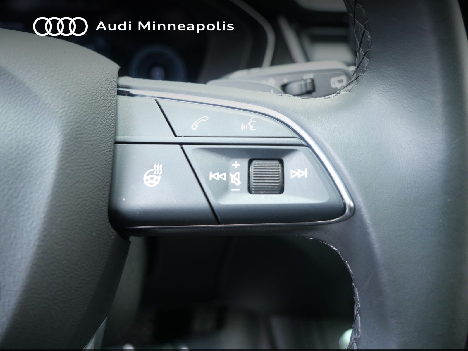 Thumbnail: 2023 Audi Q5 - 24