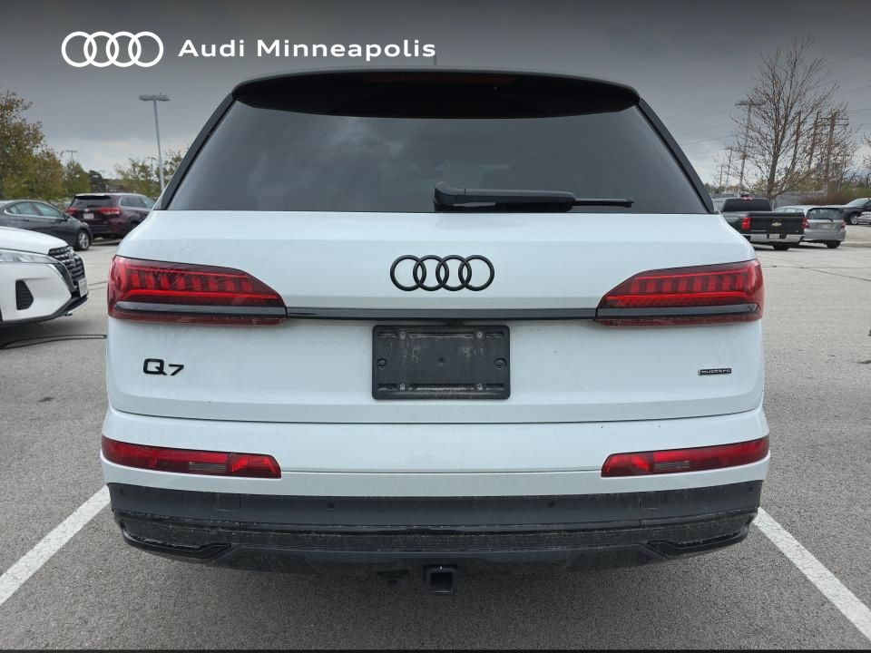 Thumbnail: 2023 Audi Q7 - 3