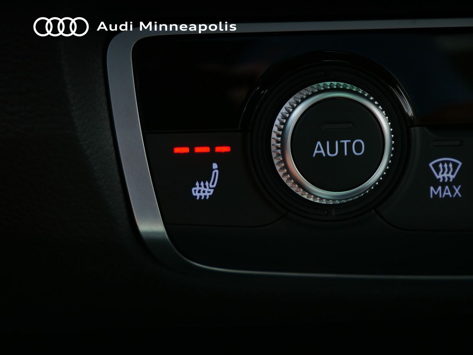 Thumbnail: 2025 Audi Q3 - 31