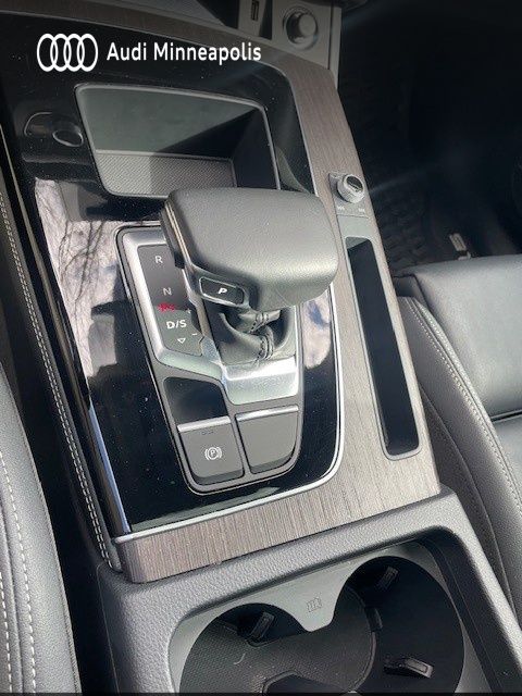 Thumbnail: 2023 Audi Q5 - 16