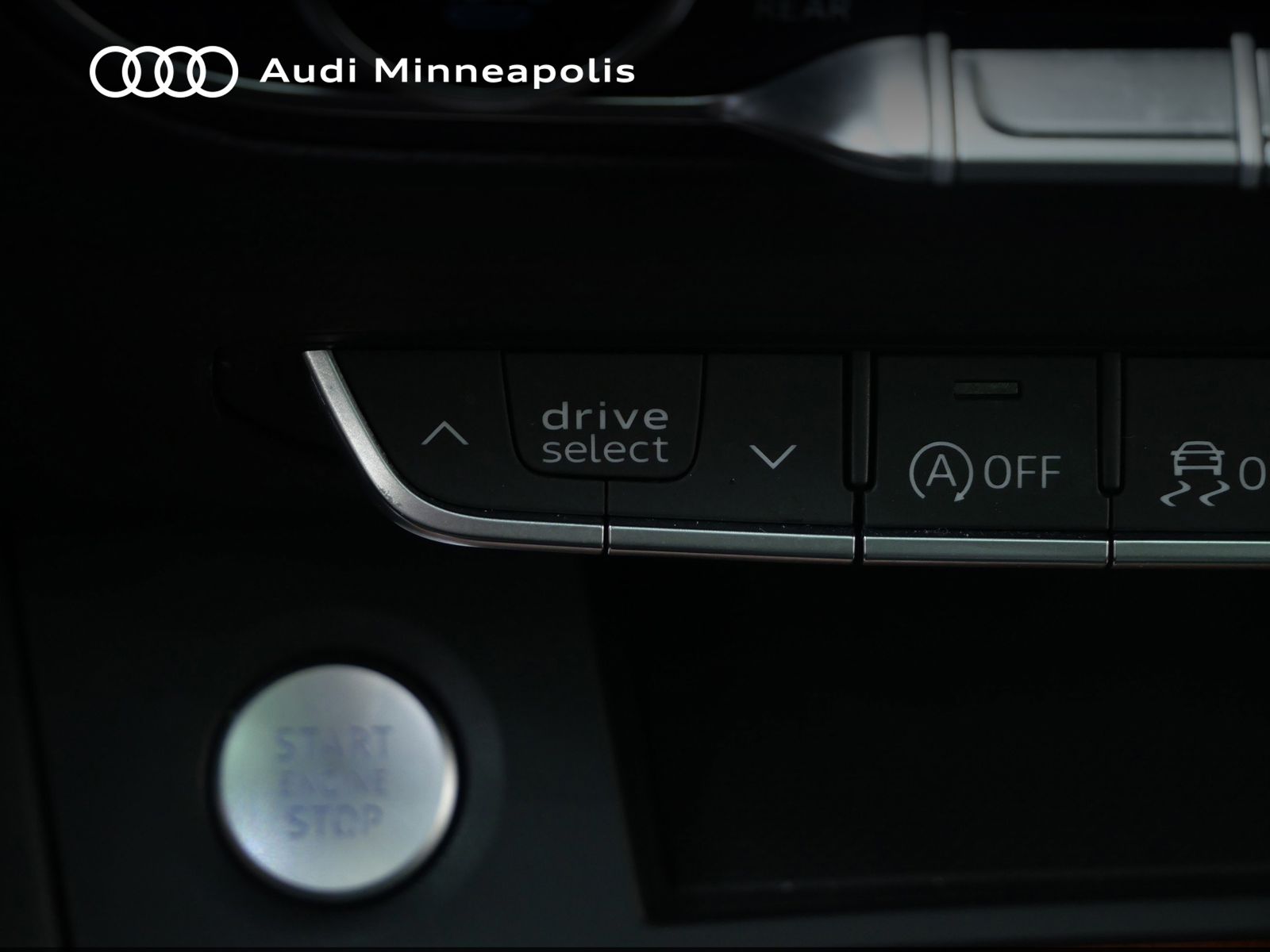 Thumbnail: 2023 Audi Q5 - 25